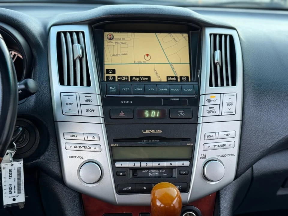 2007 Lexus RX 2nd Gen - Image 16 of 20