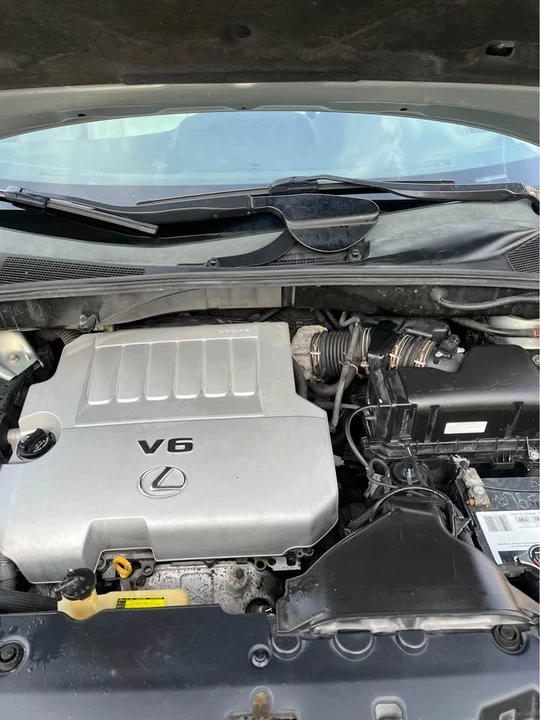 2007 Lexus RX 2nd Gen - Image 16 of 18