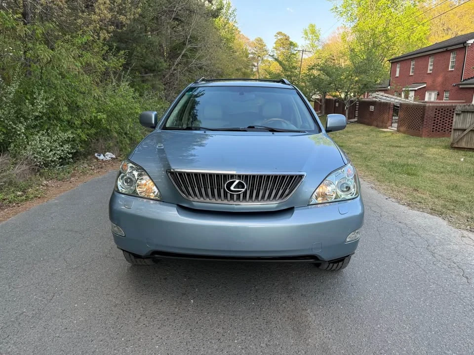 2007 Lexus RX 2nd Gen - Image 3 of 12