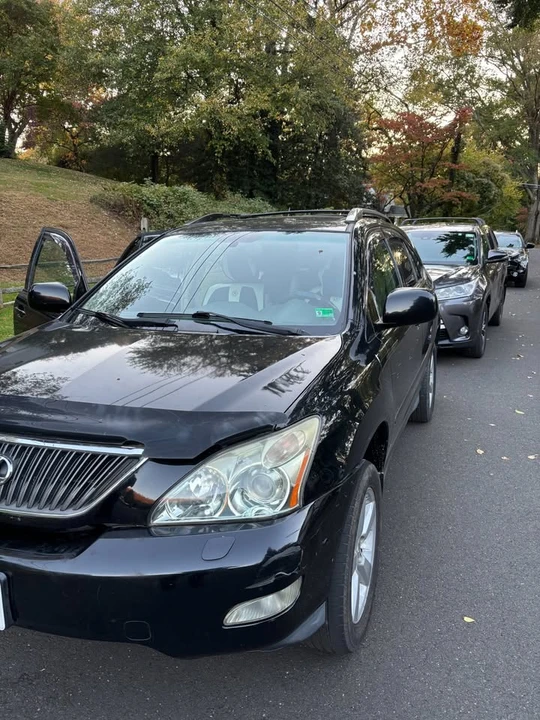 2007 Lexus RX 2nd Gen - Image 3 of 7