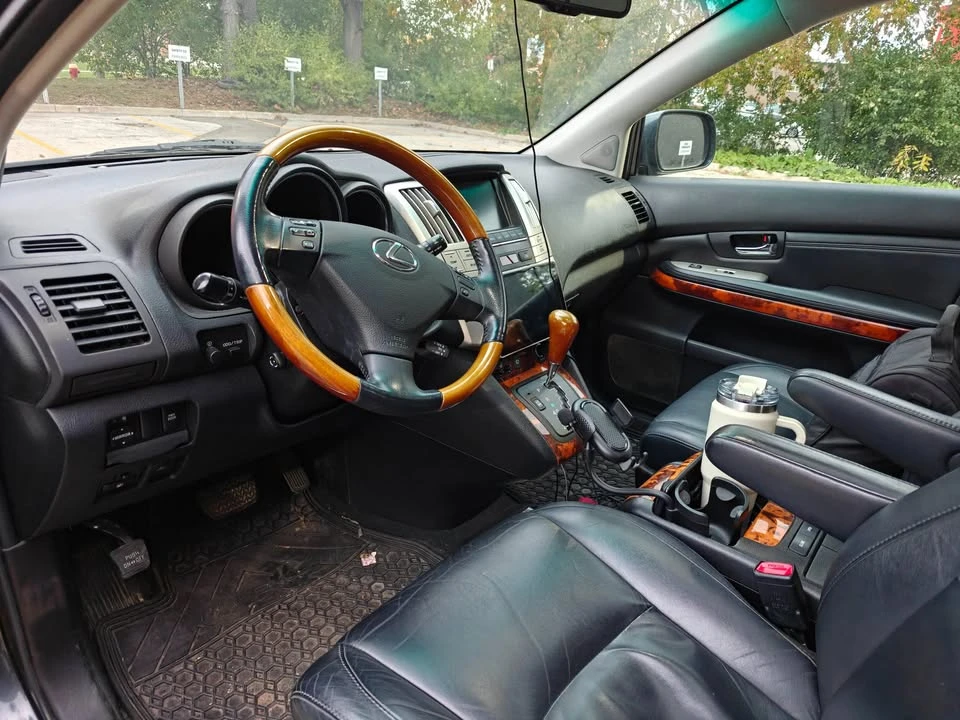 2007 Lexus RX 2nd Gen - Image 7 of 11