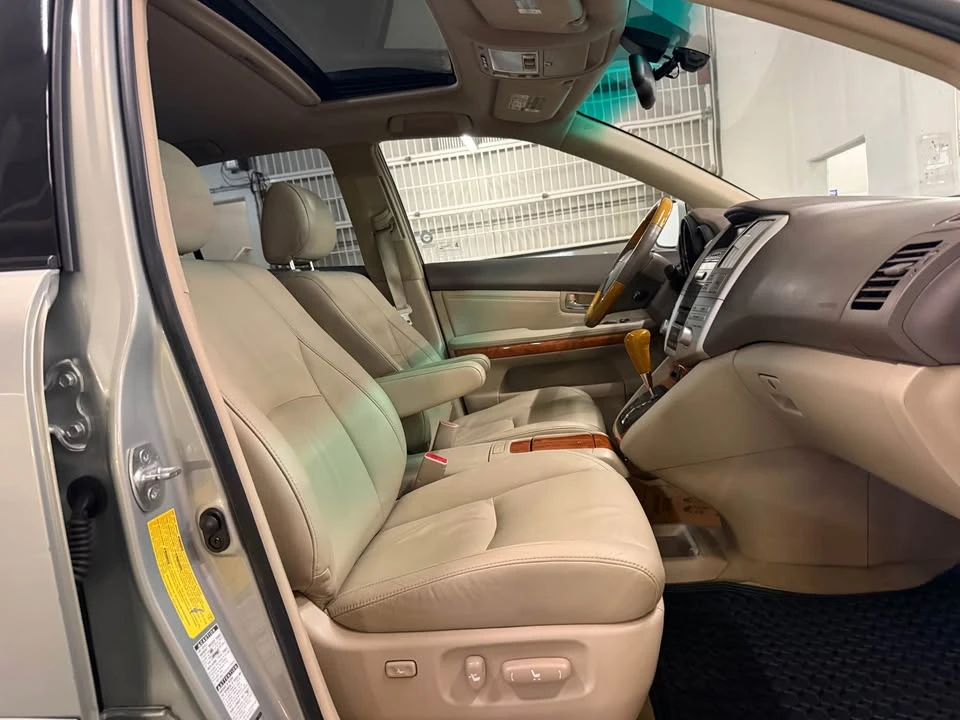 2007 Lexus RX 2nd Gen - Image 12 of 18