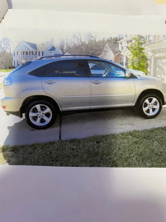 2007 Lexus RX 2nd Gen - Image 3 of 16