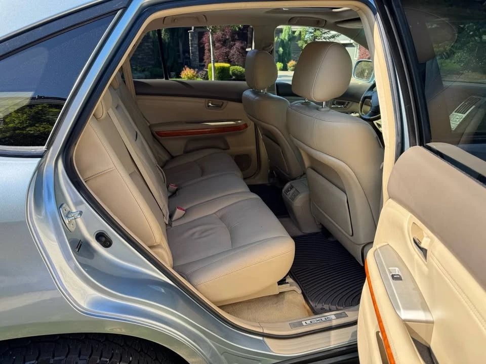2007 Lexus RX 2nd Gen - Image 4 of 9
