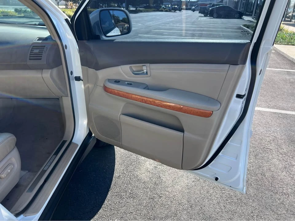 2007 Lexus RX 2nd Gen - Image 11 of 11