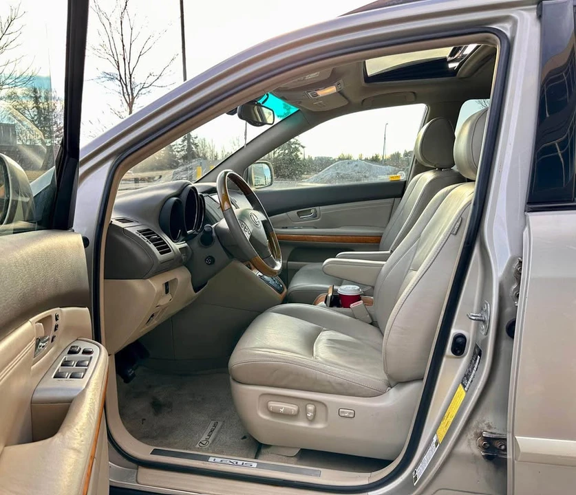2007 Lexus RX 2nd Gen - Image 7 of 13