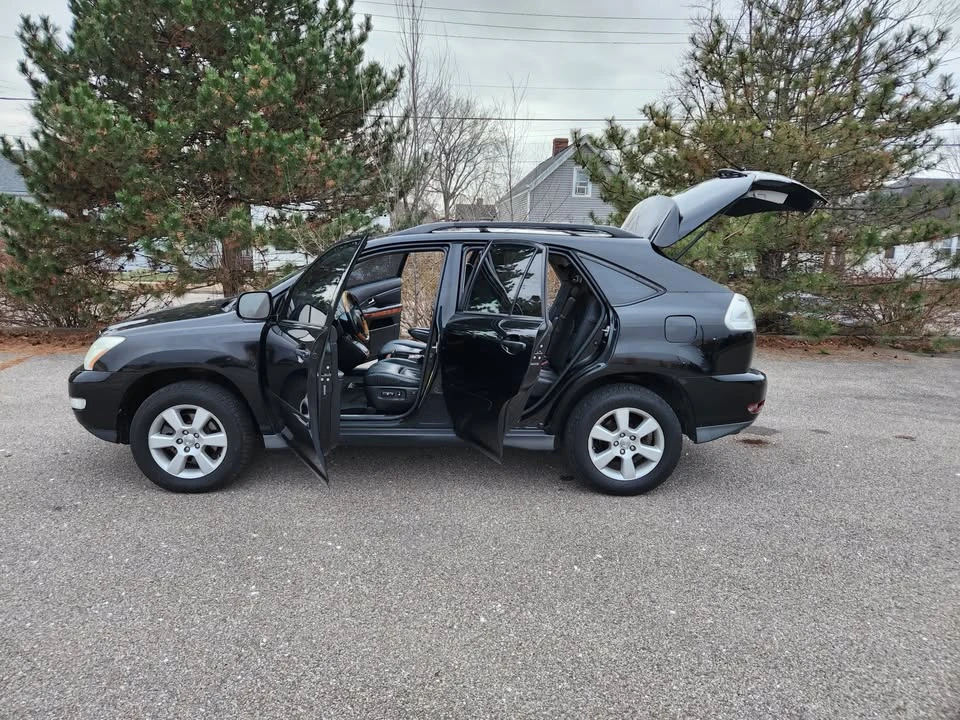 2007 Lexus RX 2nd Gen - Image 10 of 16