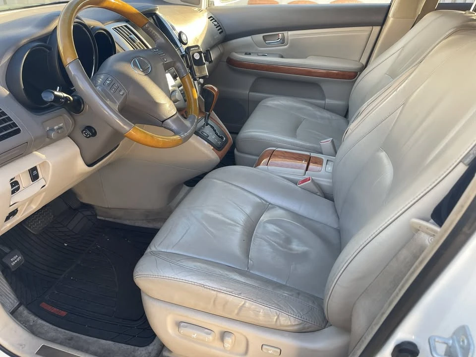 2007 Lexus RX 2nd Gen - Image 9 of 11