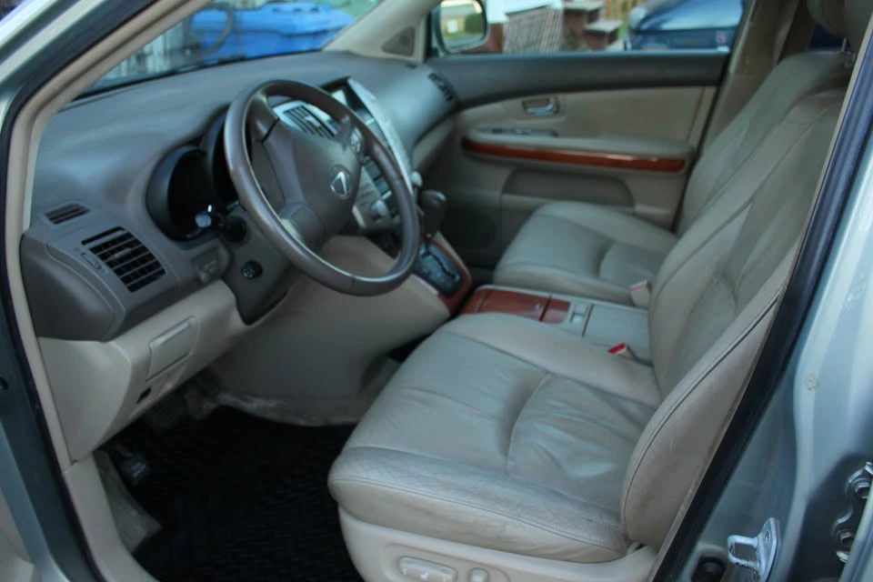 2007 Lexus RX 2nd Gen - Image 11 of 12