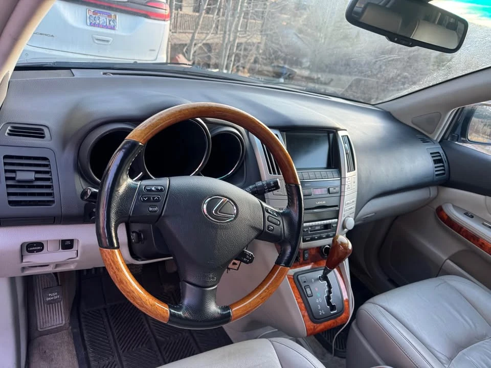 2007 Lexus RX 2nd Gen - Image 7 of 9