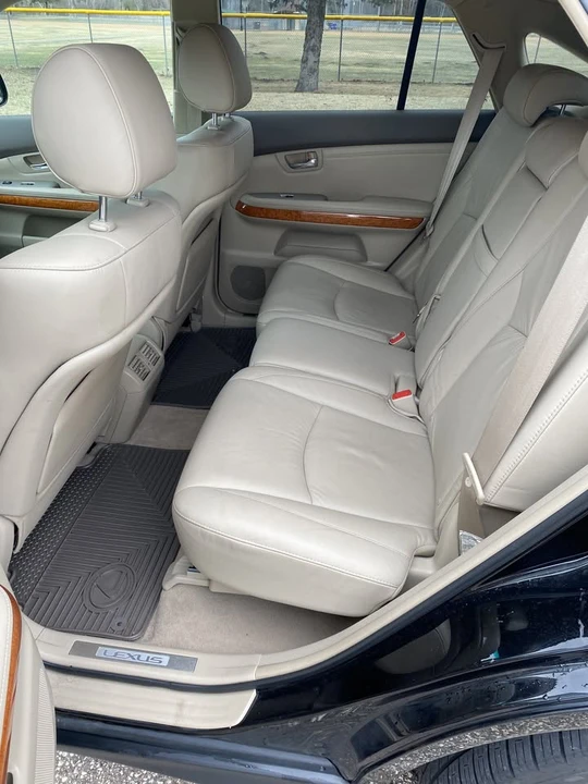 2007 Lexus RX 2nd Gen - Image 16 of 17