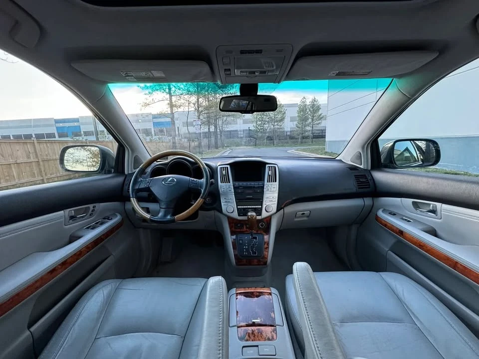 2007 Lexus RX 2nd Gen - Image 11 of 19