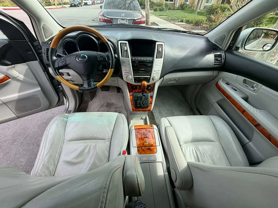 2007 Lexus RX 2nd Gen - Image 8 of 15