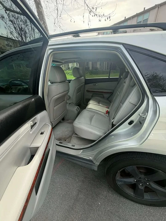 2007 Lexus RX 2nd Gen - Image 12 of 15