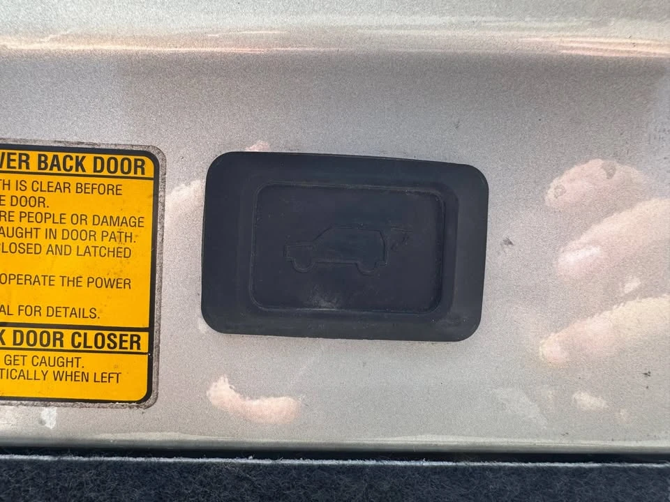 2007 Lexus RX 2nd Gen - Image 12 of 20
