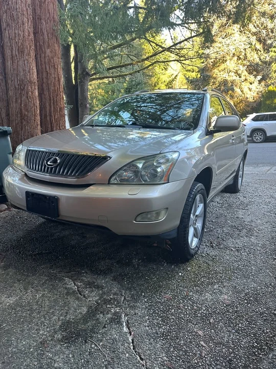 2007 Lexus RX 2nd Gen - Image 2 of 11