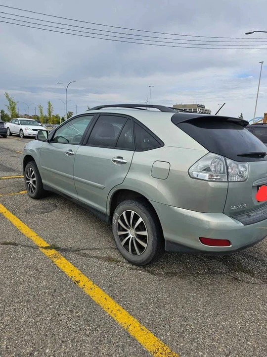 2007 Lexus RX 2nd Gen - Image 2 of 3