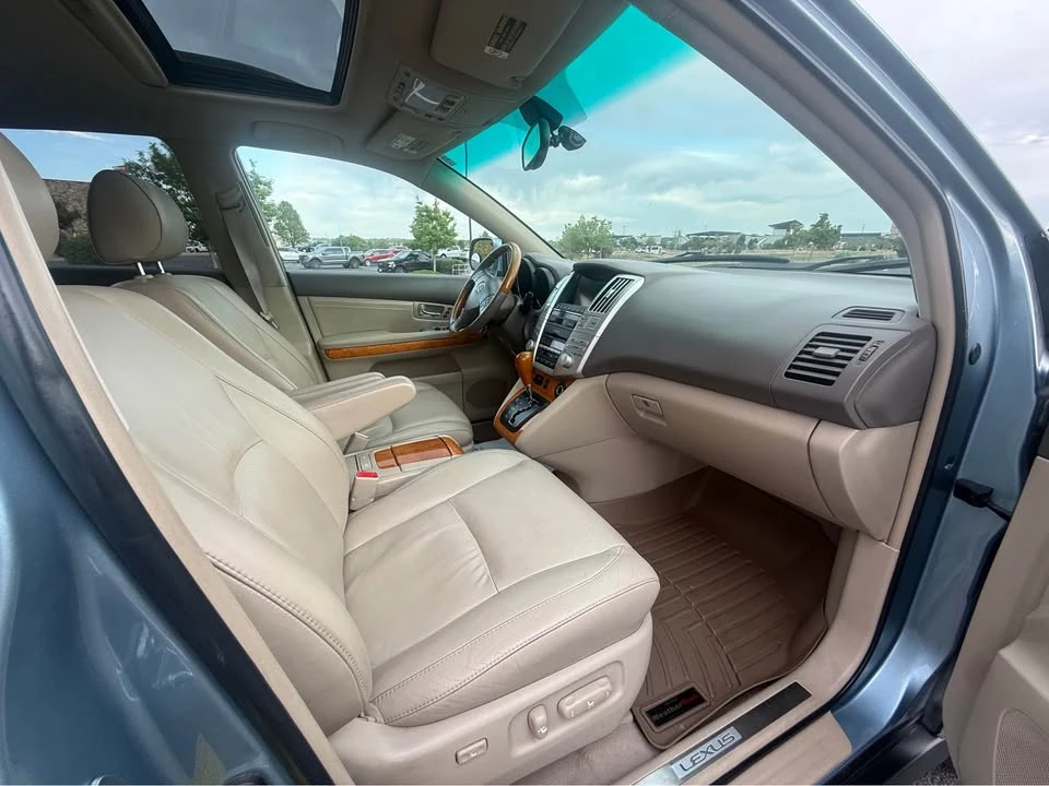 2007 Lexus RX 2nd Gen - Image 11 of 20