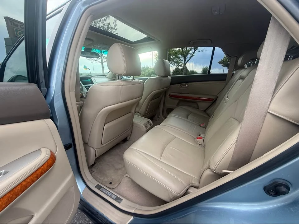 2007 Lexus RX 2nd Gen - Image 10 of 20