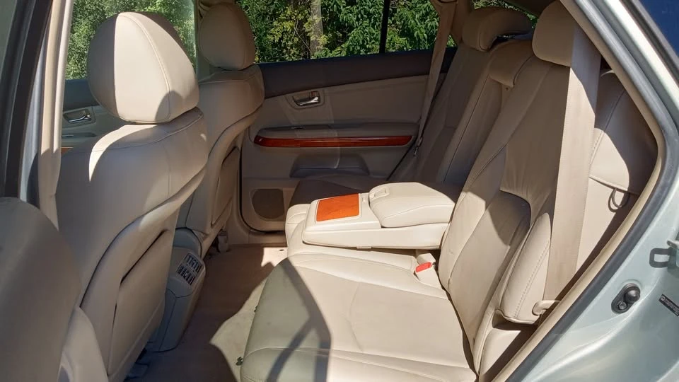 2007 Lexus RX 2nd Gen - Image 12 of 19
