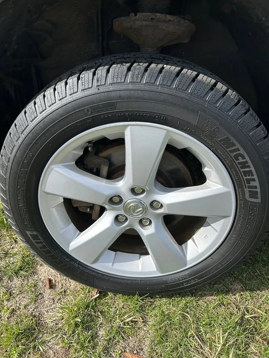 2007 Lexus RX 2nd Gen - Image 10 of 11