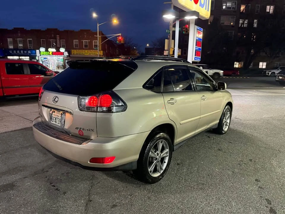 2007 Lexus RX 2nd Gen - Image 2 of 13