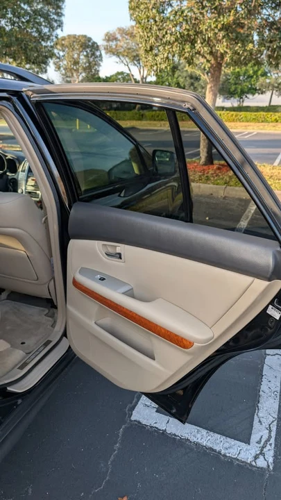 2007 Lexus RX 2nd Gen - Image 15 of 19