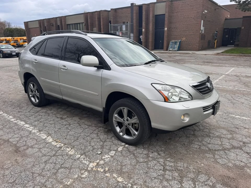2007 Lexus RX 2nd Gen - Image 2 of 10