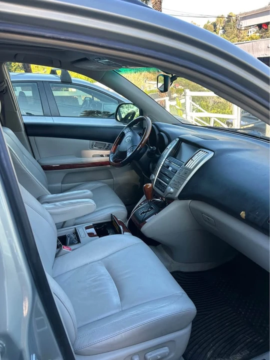 2007 Lexus RX 2nd Gen - Image 5 of 6