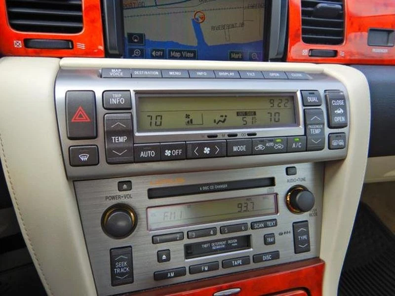 2007 Lexus SC430 - Image 16 of 20