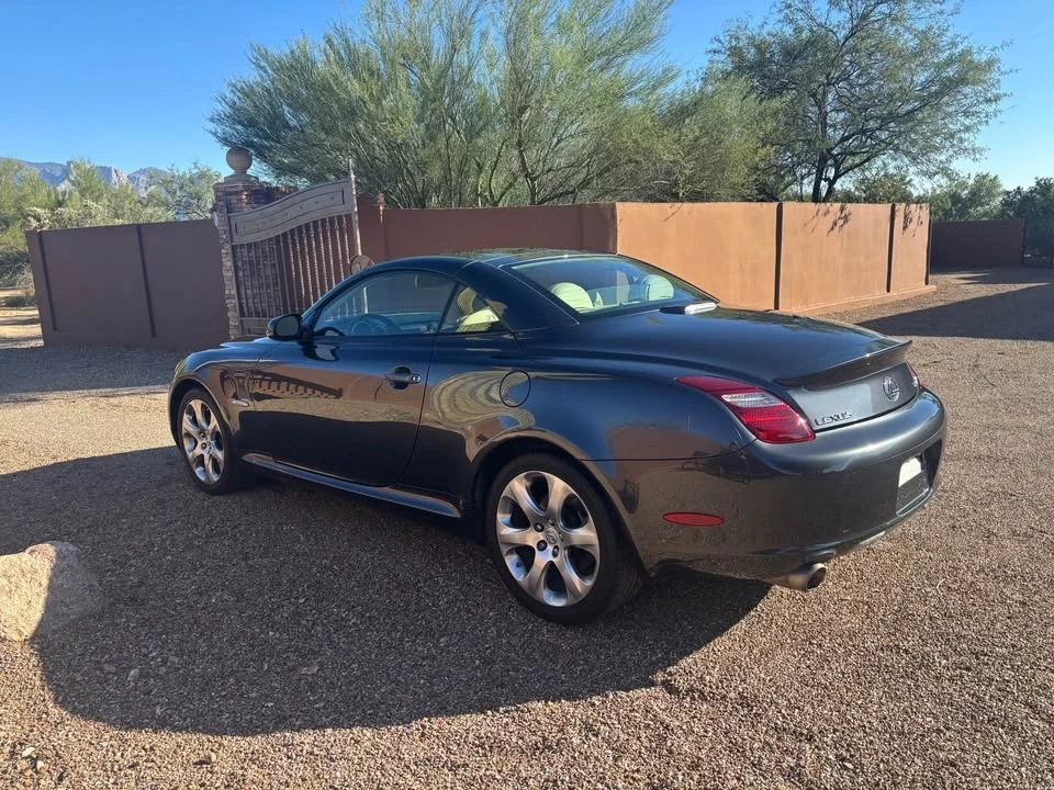 2007 Lexus SC430 - Image 2 of 16