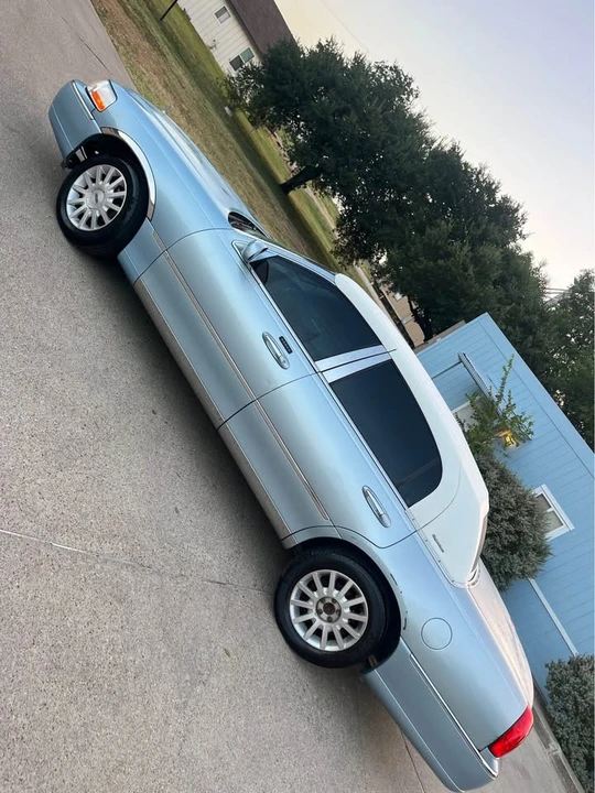 2007 Lincoln Continental - Image 7 of 7