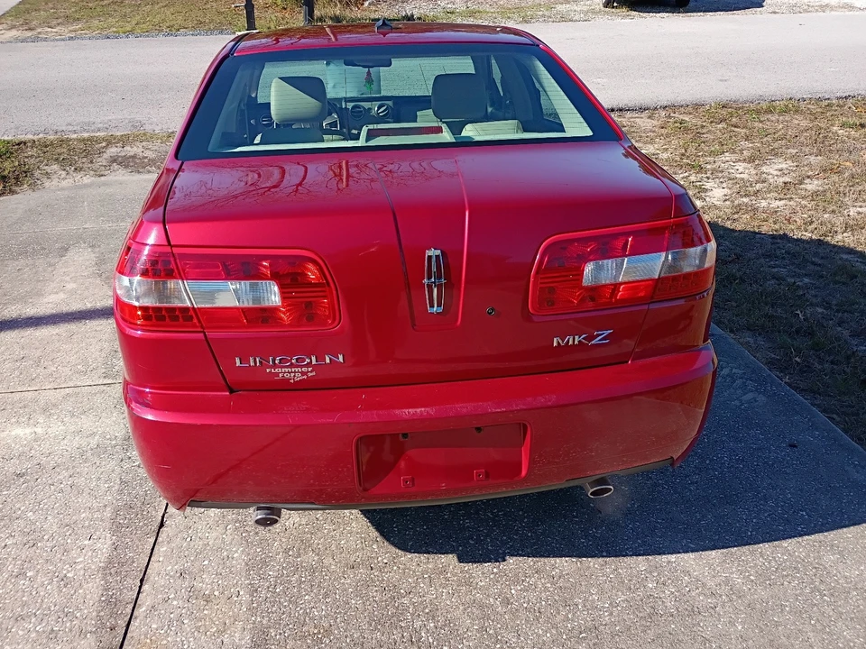 2007 Lincoln MKZ - Image 8 of 21