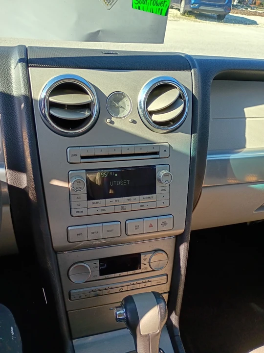 2007 Lincoln MKZ - Image 12 of 21