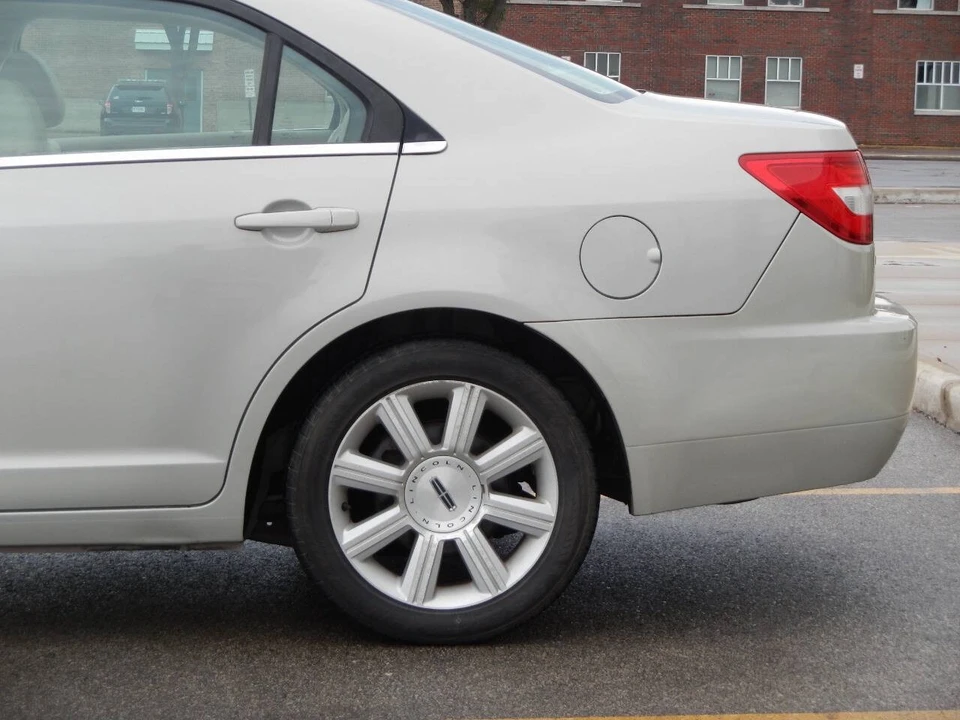 2007 Lincoln MKZ - Image 11 of 21