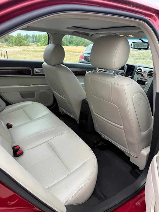 2007 Lincoln MKZ - Image 12 of 16