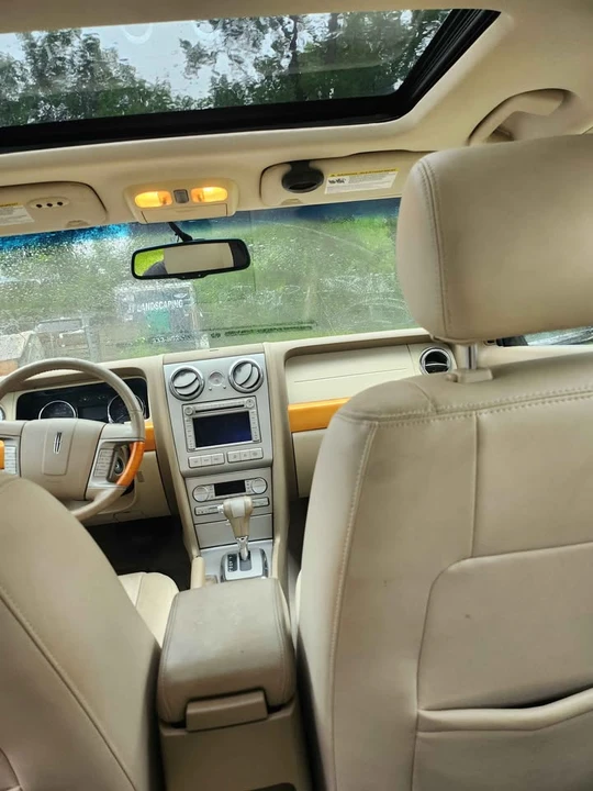 2007 Lincoln MKZ - Image 6 of 12