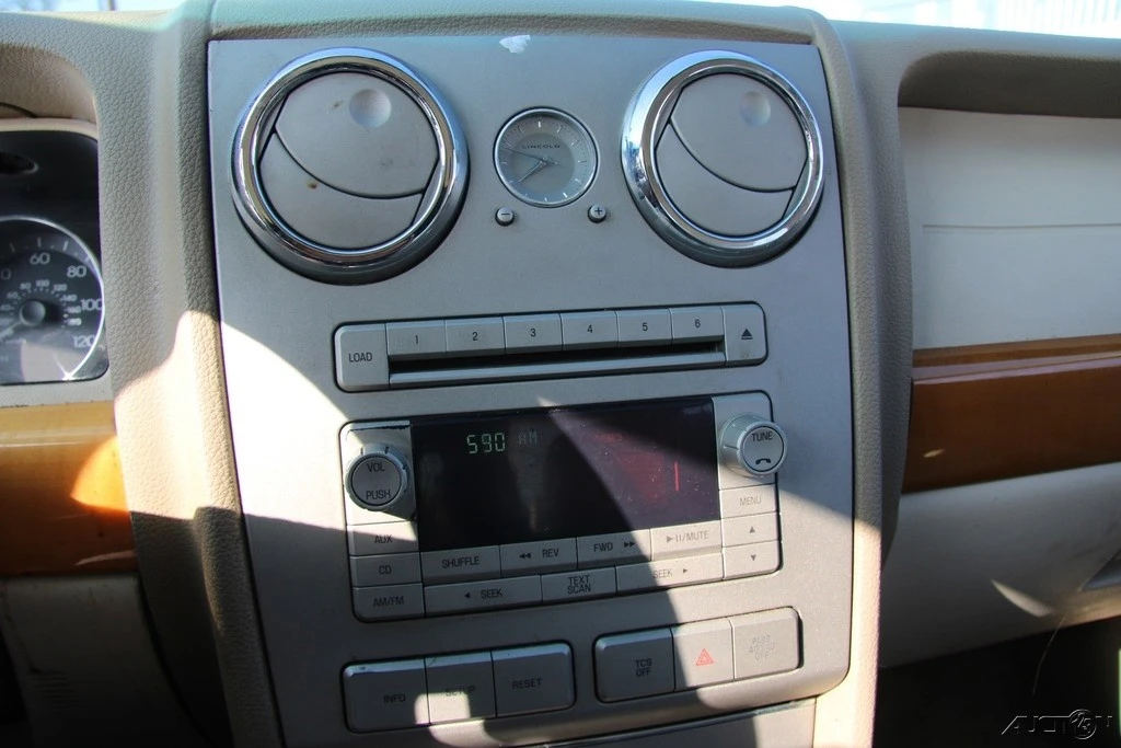 2007 Lincoln MKZ - Image 16 of 21