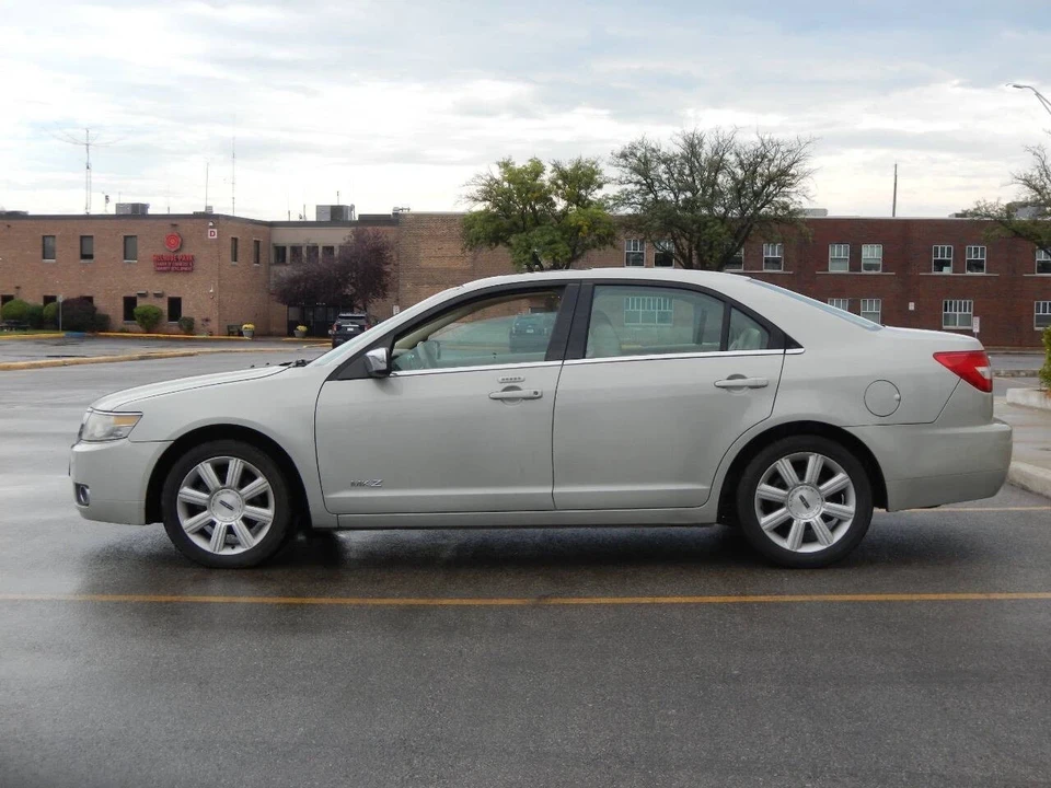 2007 Lincoln MKZ - Image 10 of 12