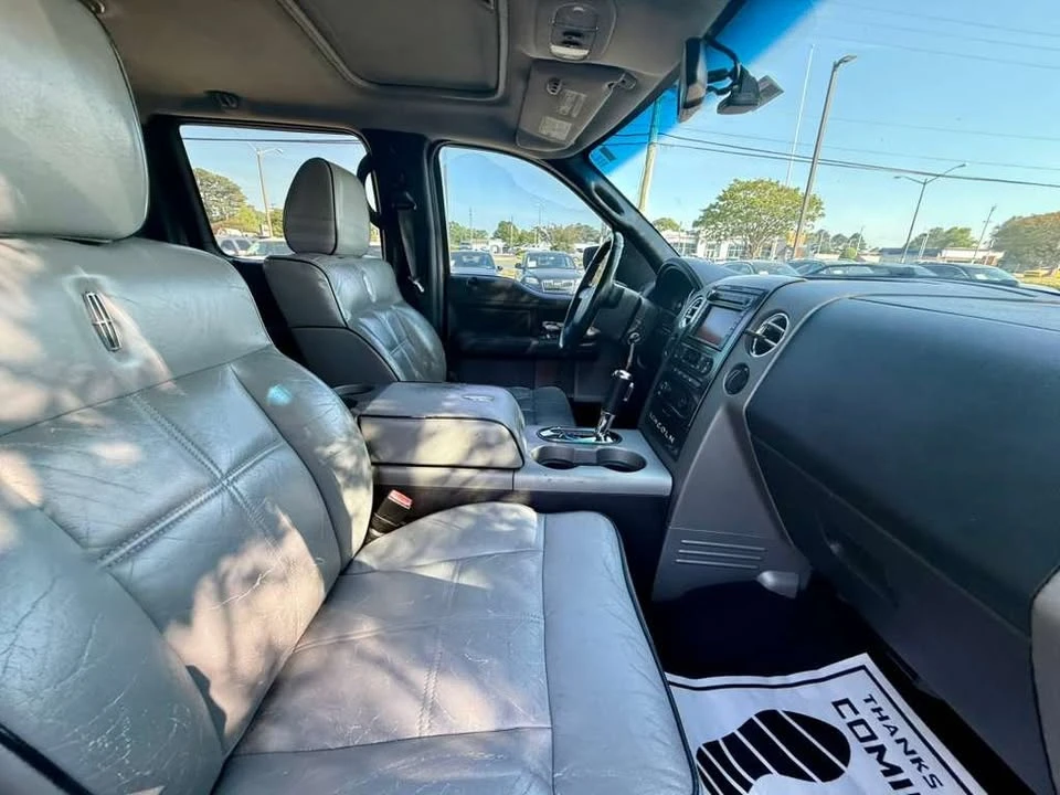 2007 Lincoln Mark LT - Image 13 of 19