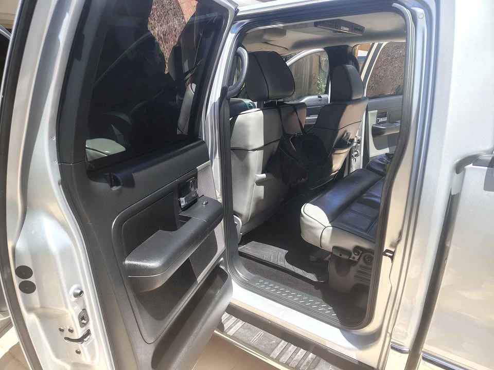 2007 Lincoln Mark LT - Image 6 of 7