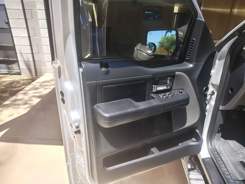 2007 Lincoln Mark LT - Image 4 of 7