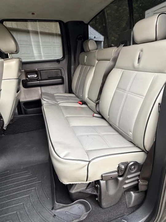 2007 Lincoln Mark LT - Image 6 of 11