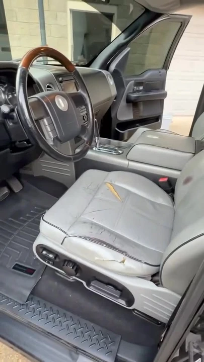 2007 Lincoln Mark LT - Image 11 of 11