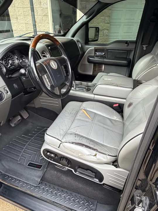 2007 Lincoln Mark LT - Image 5 of 11