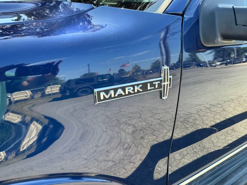 2007 Lincoln Mark LT - Image 7 of 20