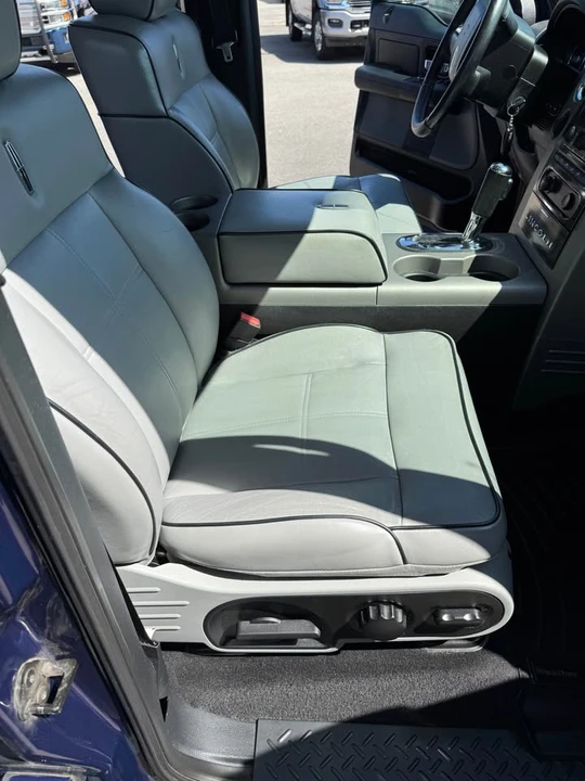 2007 Lincoln Mark LT - Image 15 of 20