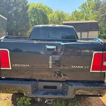 2007 Lincoln Mark LT Pickup 4D 5 1/2 ft