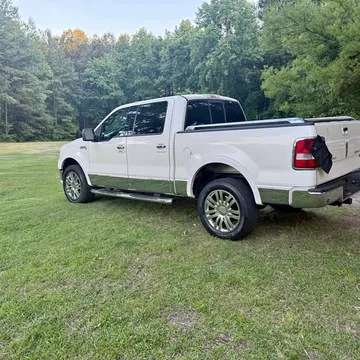 2007 Lincoln Mark LT
