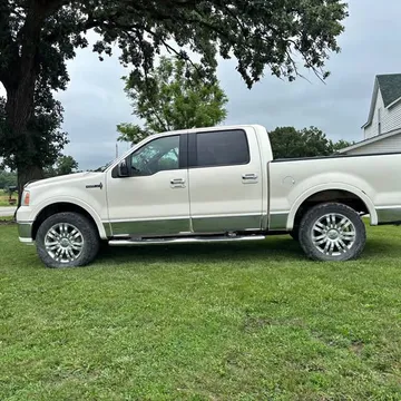 2007 Lincoln Mark LT Pickup 4D 5 1/2 ft